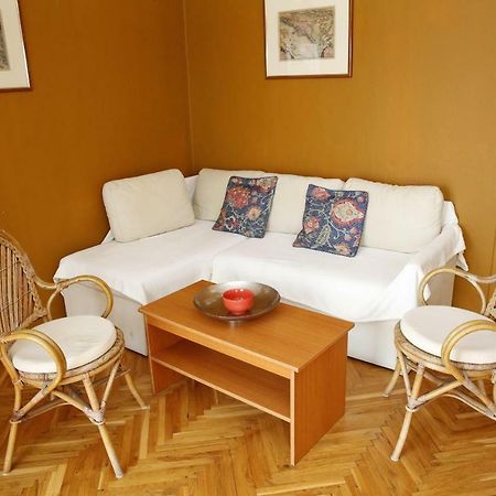 Apartment And Rooms Villa Kolonada Βόντιτσε Εξωτερικό φωτογραφία