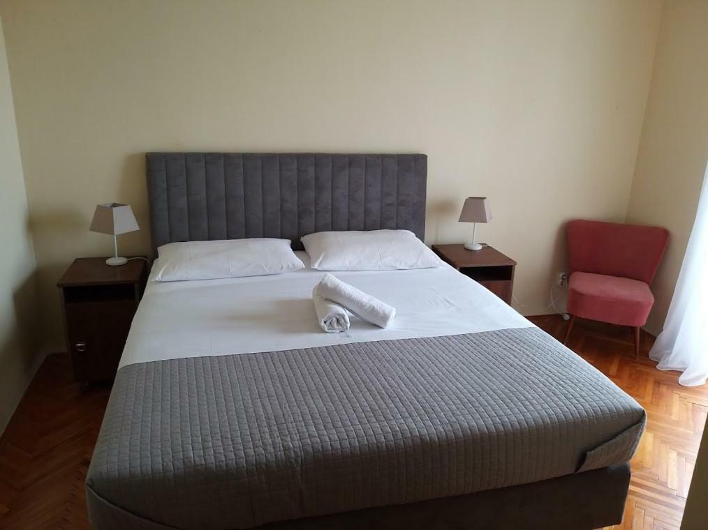 Apartment And Rooms Villa Kolonada Βόντιτσε Εξωτερικό φωτογραφία